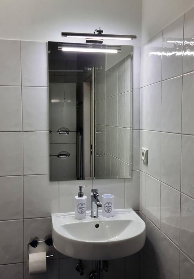 Cozy Apartment Львів Екстер'єр фото