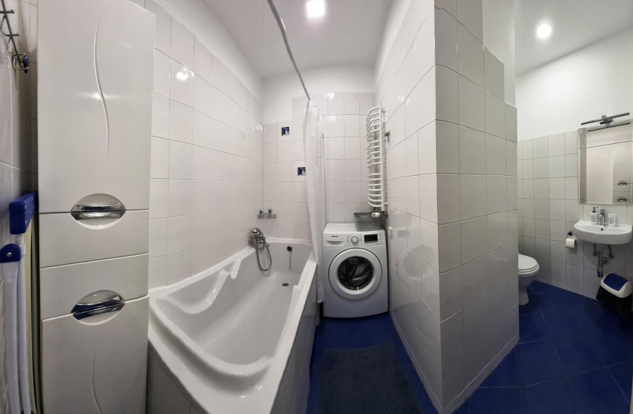 Cozy Apartment Львів Екстер'єр фото